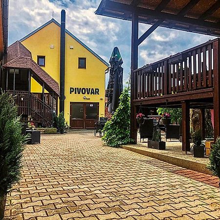Pivovar Pod Lipou Kysice Kültér fotó